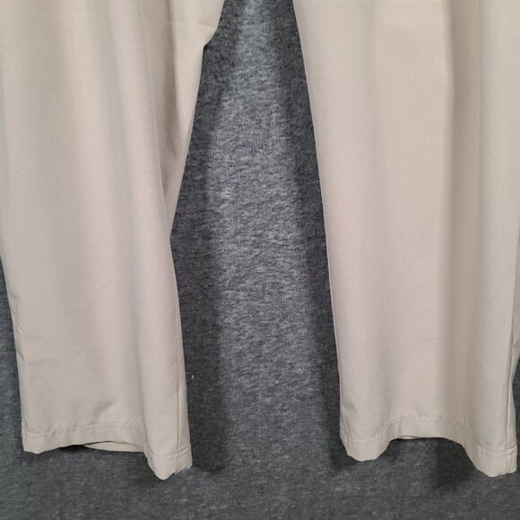 Izod Golf Men's 40x30 Beige Flat Front Stretch Performance Golf Pants - Picture 2 of 16